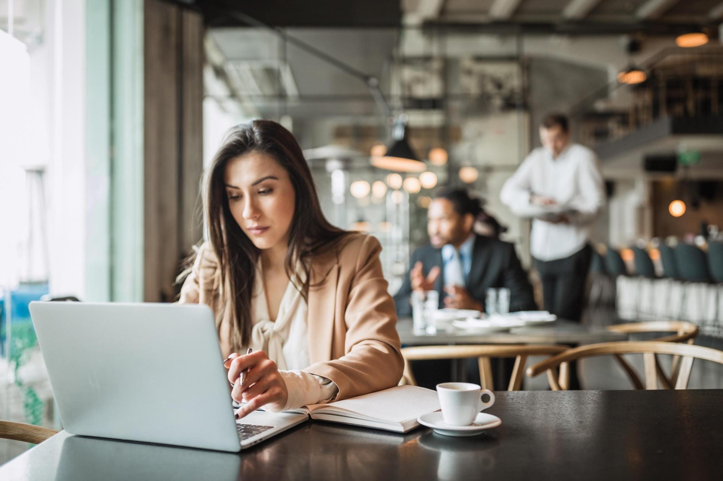 Praktische Kommunikationsübungen im Workshop