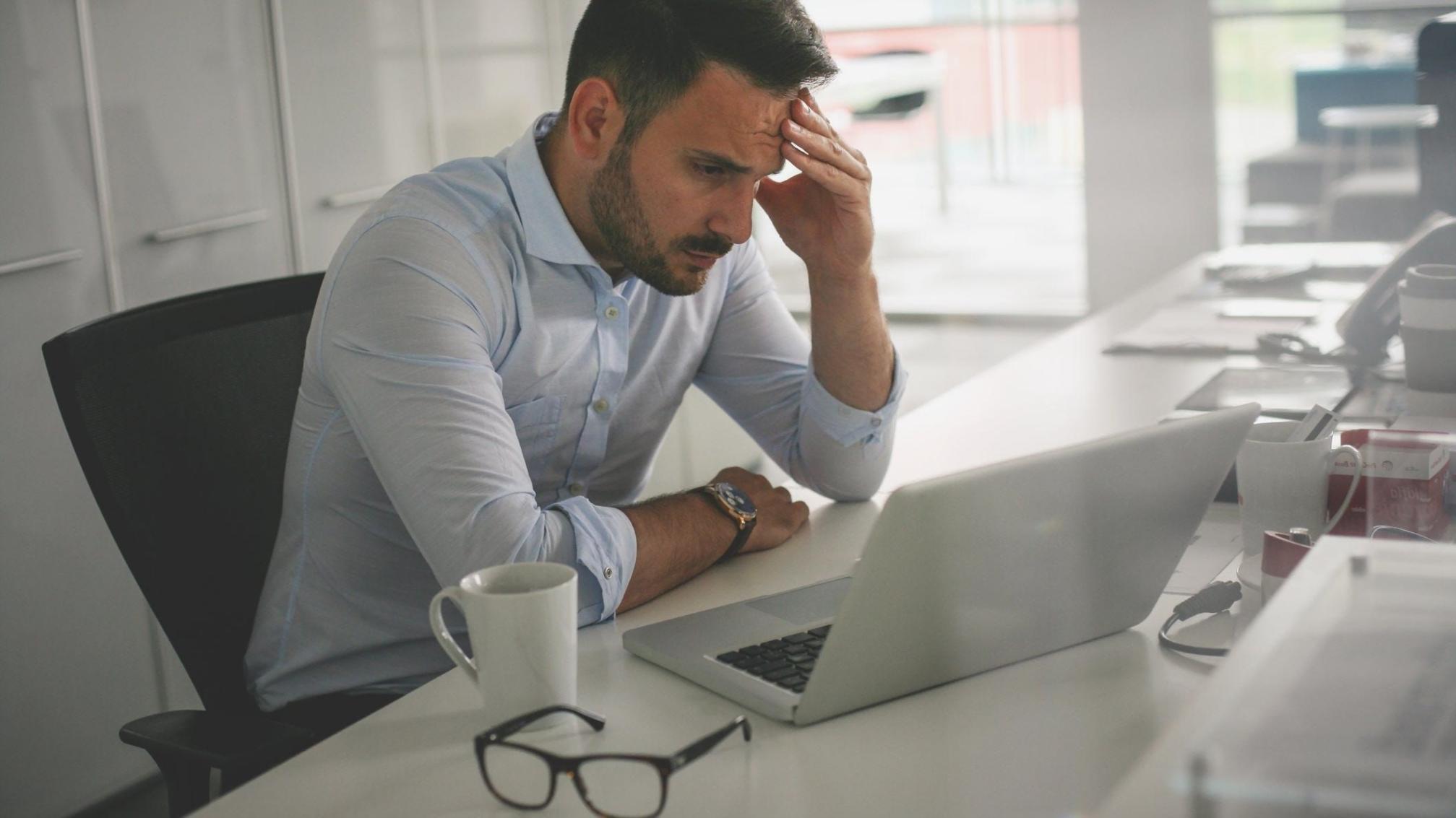 Trainer während einer Workshop-Session mit Teilnehmern